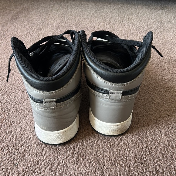 Jordan 1 sneakers - Picture 4 of 8